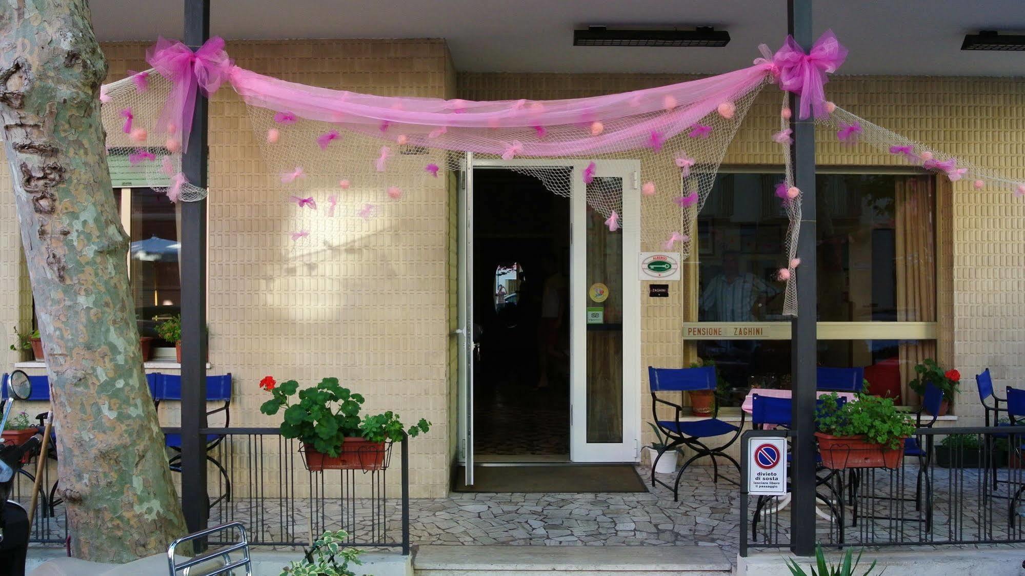Hotel Zaghini Rímini Exterior foto